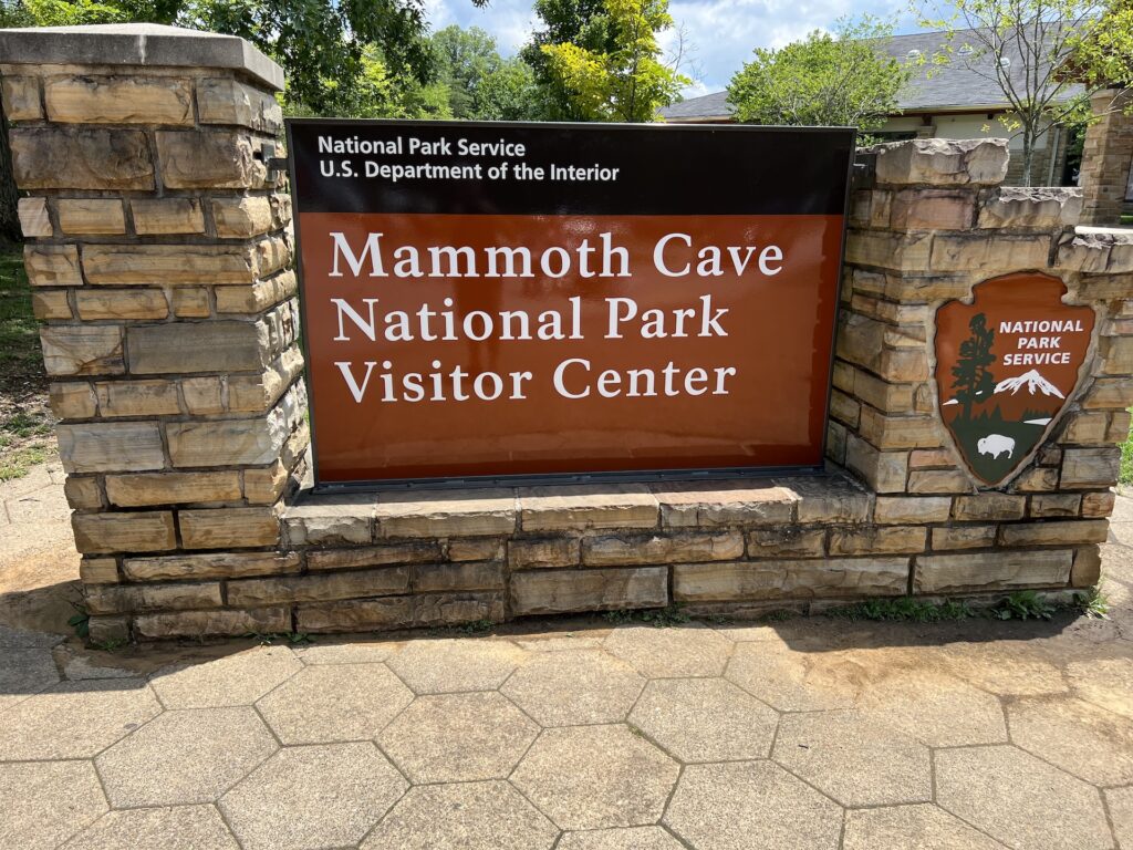 mammoth cave national park visitor center sign